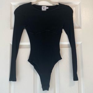 Princess Polly “Moving Mountains” Black Long Sleeve Ribbed Bodysuit size 6